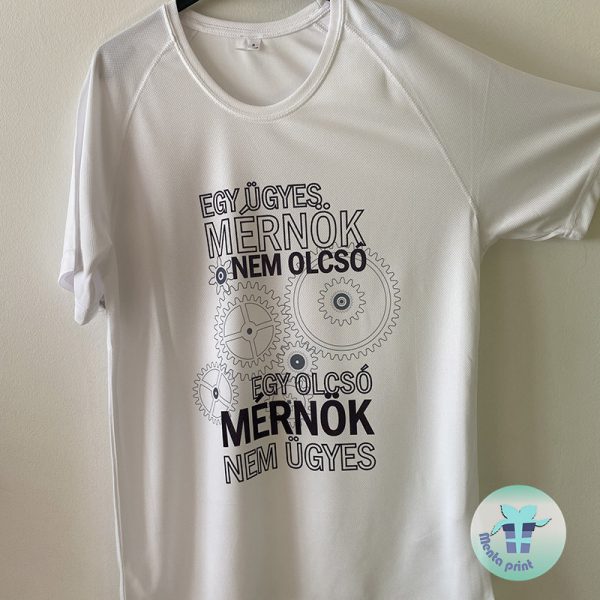 Egyedi sportpóló futáshoz, edzéshez, kerékpározáshoz